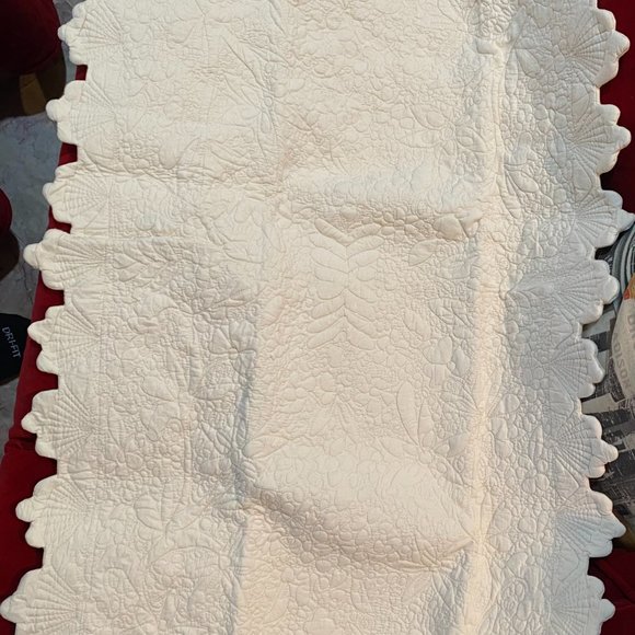 Linensource White Pillow Sham (Coquilage De La Mer Quilt Collection) - Picture 4 of 4